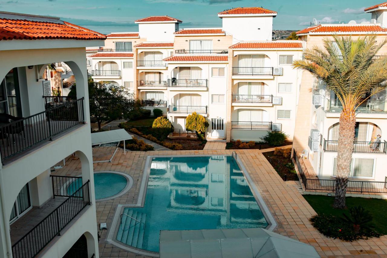 Fantastic 4 Cyprus First Line Beachfront Boghaz 外观 照片